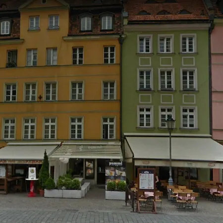 Appartement Rynek Ratusz - Self Check-in - Vat Invoice - View On The Market Sqr