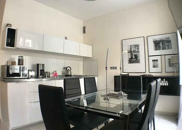 Rynek Ratusz - Self Check-In - Vat Invoice - View On The Market Sqr Apartment